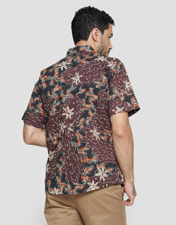 Adikusuma Tebar Melati Kemeja Batik Slim Fit Pria