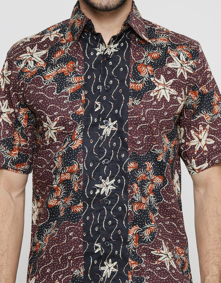 Adikusuma Tebar Melati Kemeja Batik Slim Fit Pria