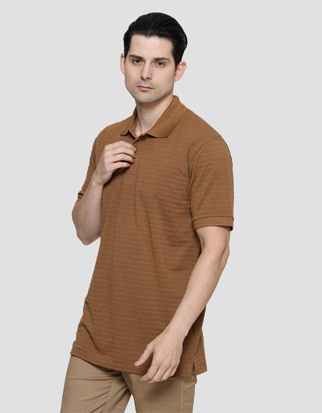 Cole Solid Armani Stripe Texture Kaos Kerah Pria