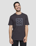 Cole Downtown Wordprint Kaos Casual Pria