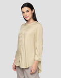 Cardinal Femme Full Button Round Neck Kemeja Wanita