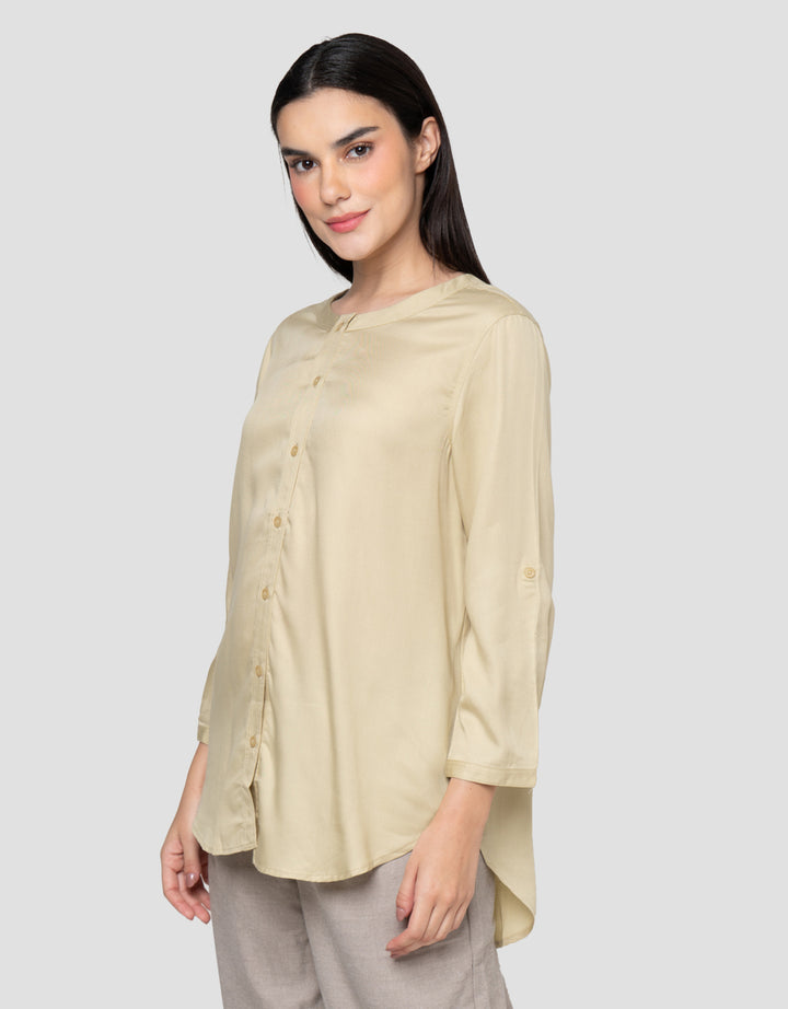 Cardinal Femme Full Button Round Neck Kemeja Wanita