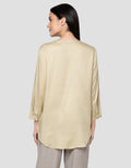 Cardinal Femme Full Button Round Neck Kemeja Wanita