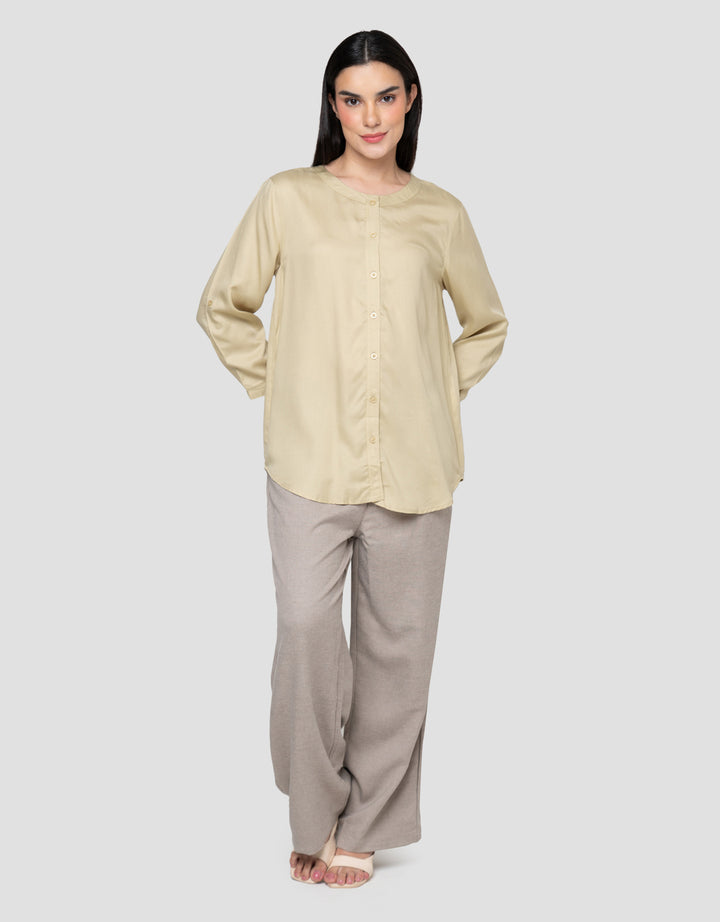 Cardinal Femme Full Button Round Neck Kemeja Wanita
