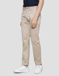Lois Plain Look Slim Fit Jeans Celana Panjang Pria