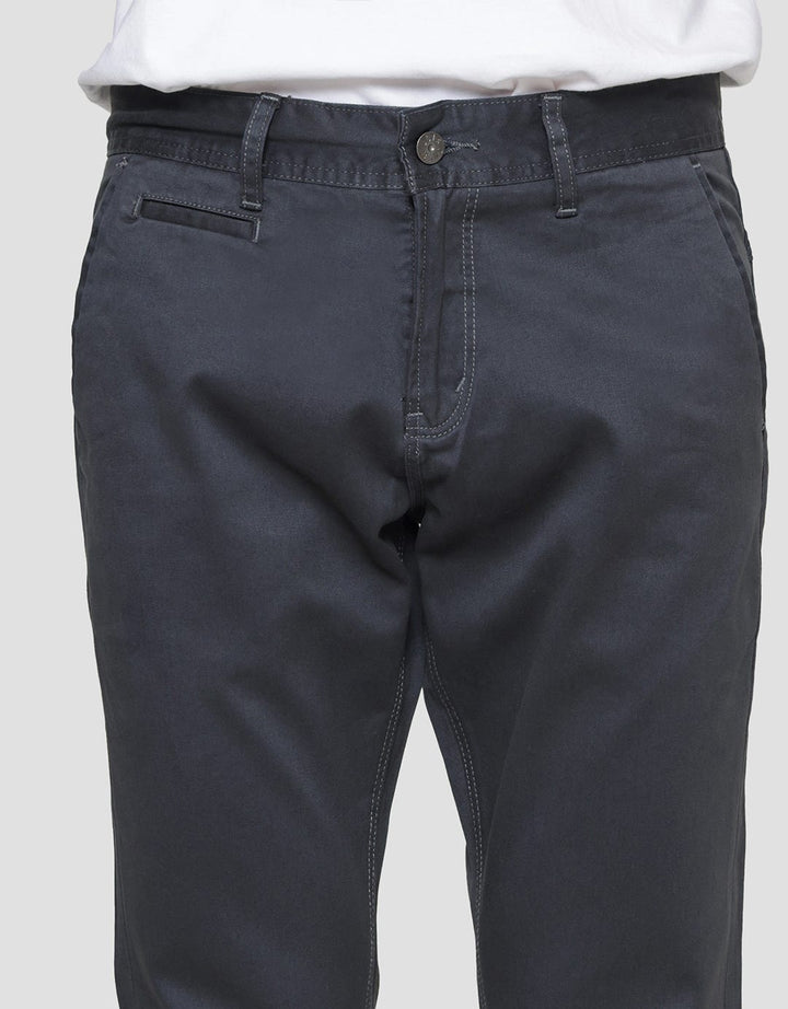 Lois Solid Washed Men's Chinos Pants