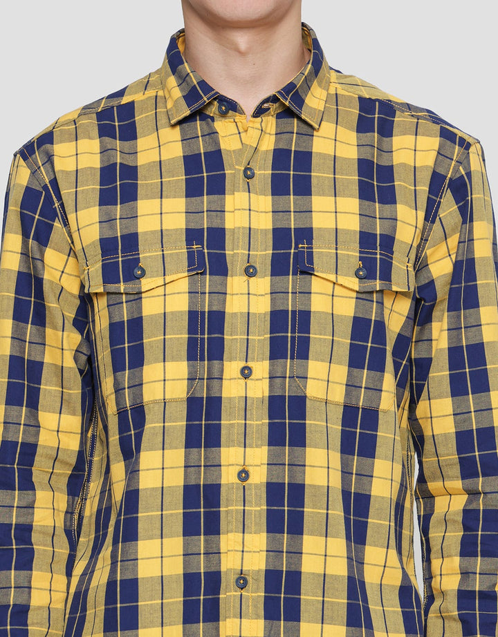 Lois Double Pocket Kemeja Lengan Panjang Pria