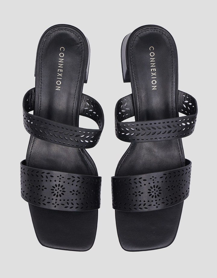 Connexion Rnss53 Lasser cut Slipper Sandal Wanita