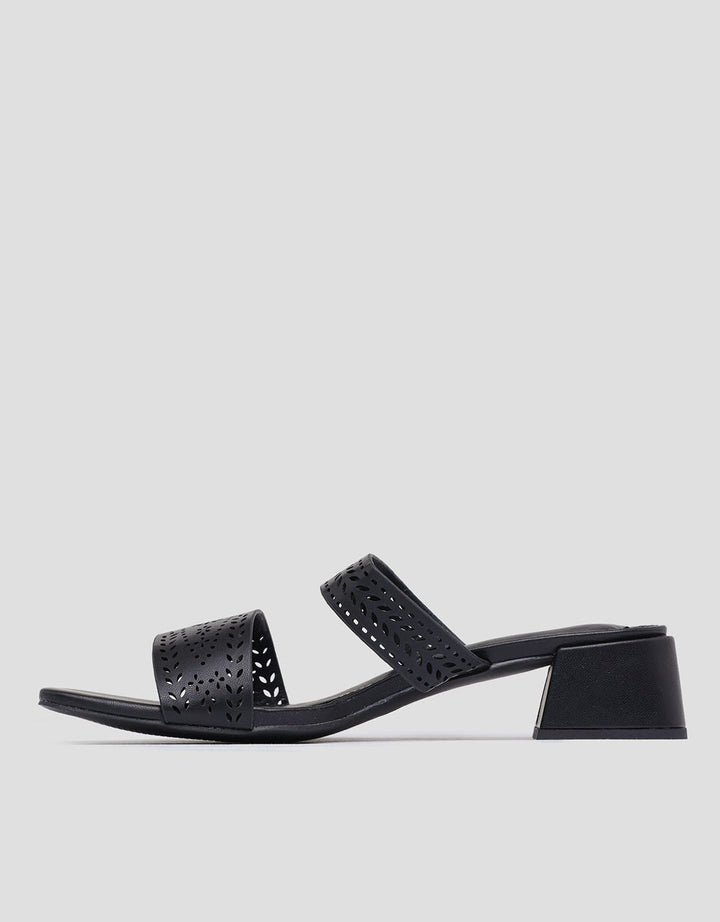 Connexion Rnss53 Lasser cut Slipper Sandal Wanita