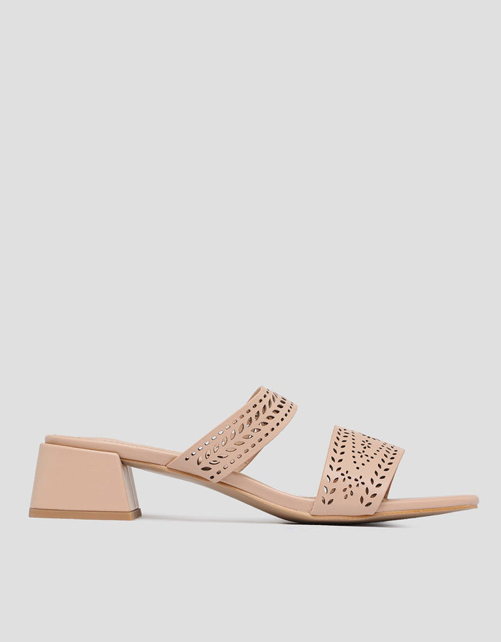Connexion Rnss53 Lasser cut Slipper Sandal Wanita