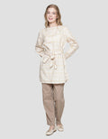 Expand Yeye Blouse Wanita