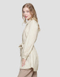 Expand Eka Blouse Wanita