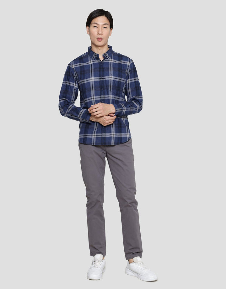 Triple Nvy Kemeja Flanel Slim Fit Pria