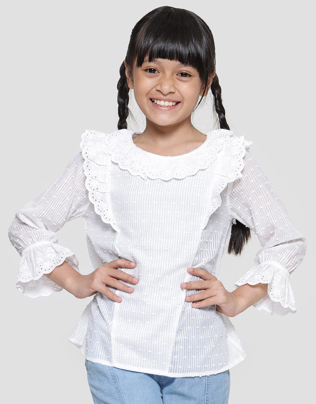 Little M Texture Lace Ruffle Blouse Anak Perempuan
