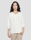 St. Yves V Neck Rubb Sleeve Blouse Wanita