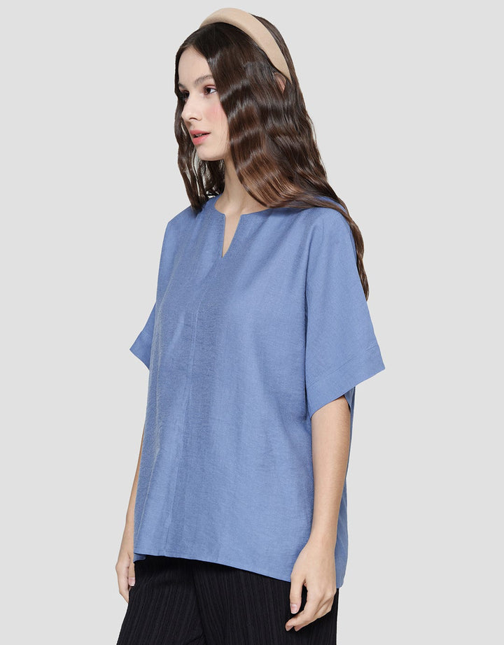 St. Yves Turn Up Women's Short Sleeve Blouse