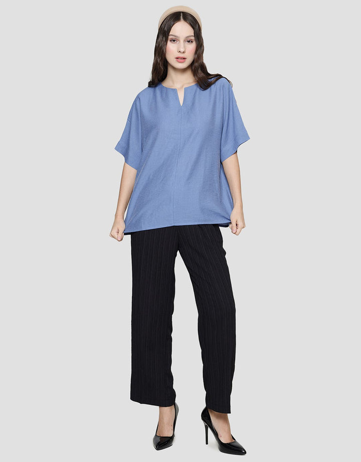 St. Yves Turn Up Women's Short Sleeve Blouse