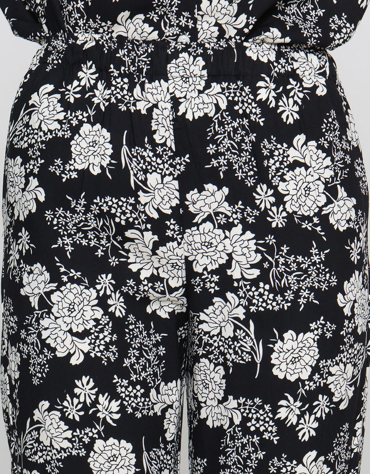 St. Yves Madie Flower Baju Tidur Set Wanita