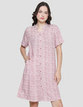 St. Yves Wavy Light Midi Dress Wanita