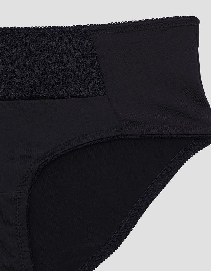 St. Yves Women's Lace Panties
