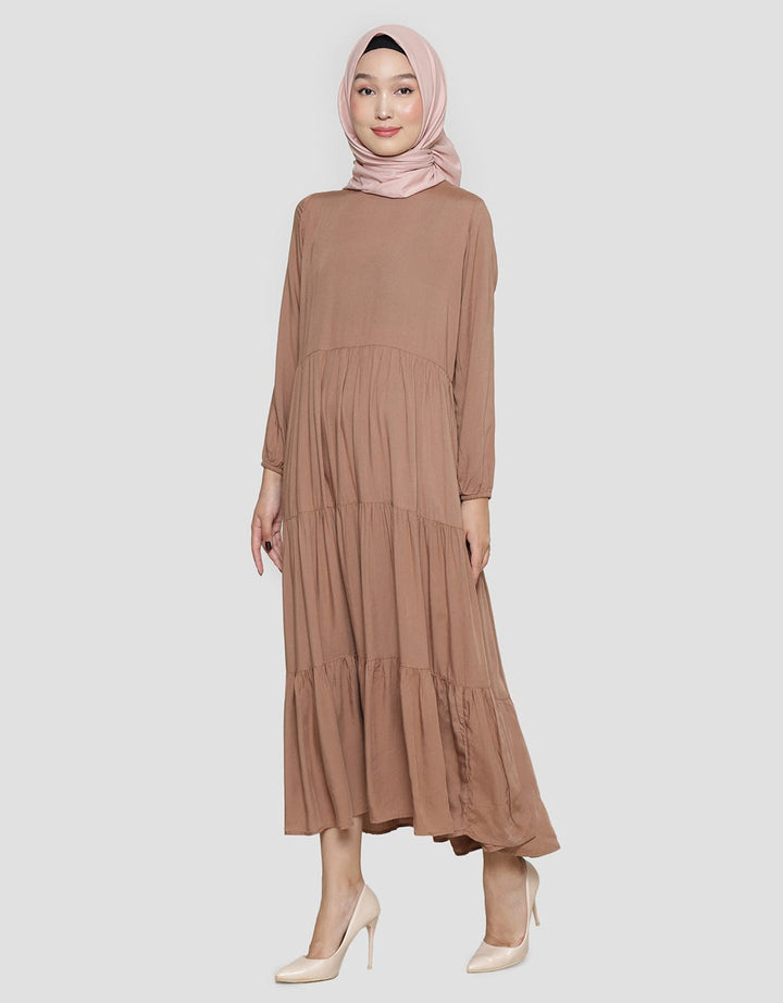 Annisa Rneck Tiered Rayon Maxi Dress Wanita