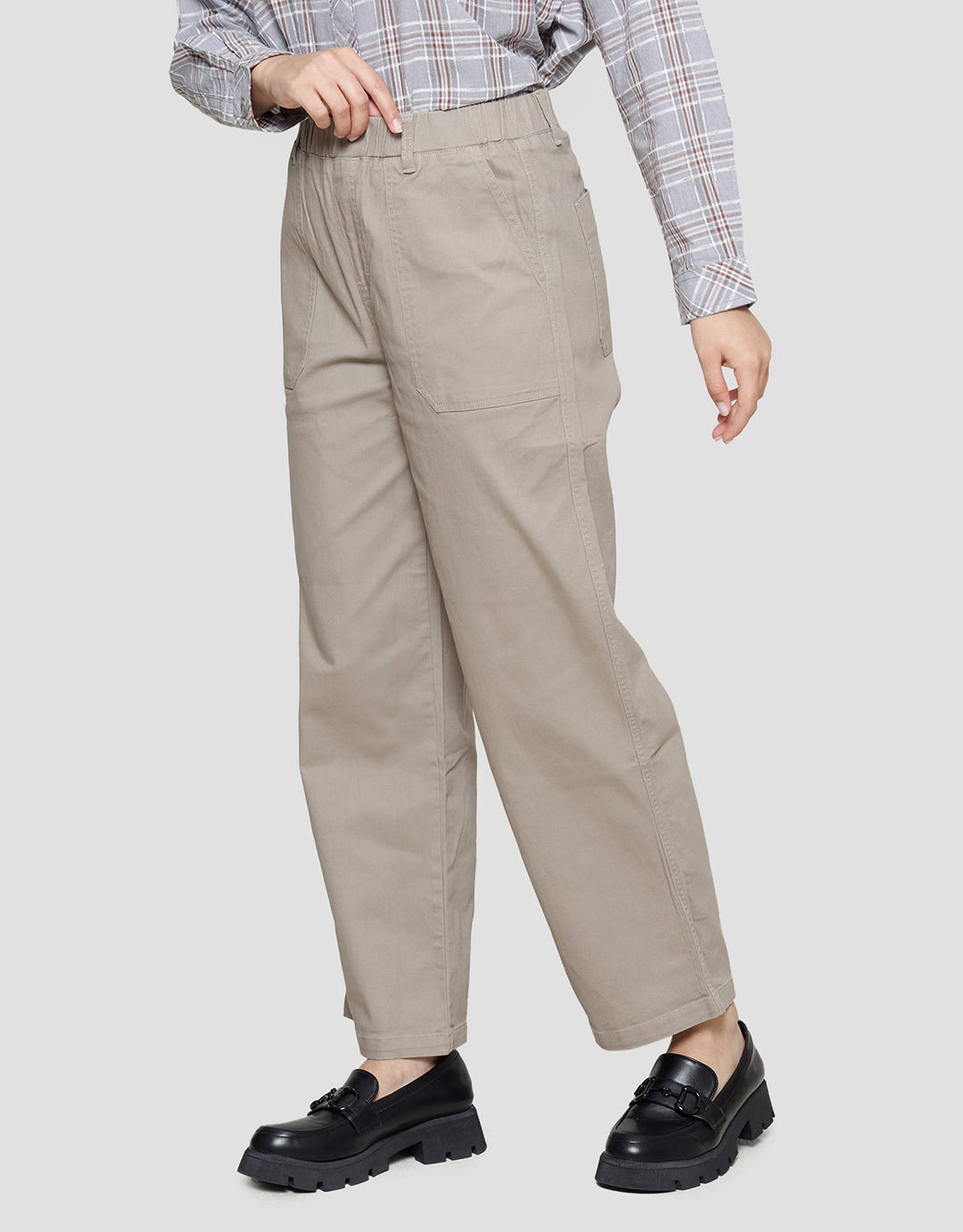 Triset Casual Basic Straight Celana Panjang Wanita