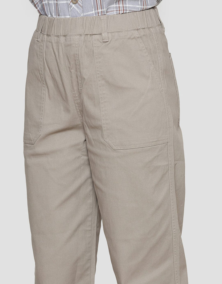 Triset Casual Basic Straight Celana Panjang Wanita