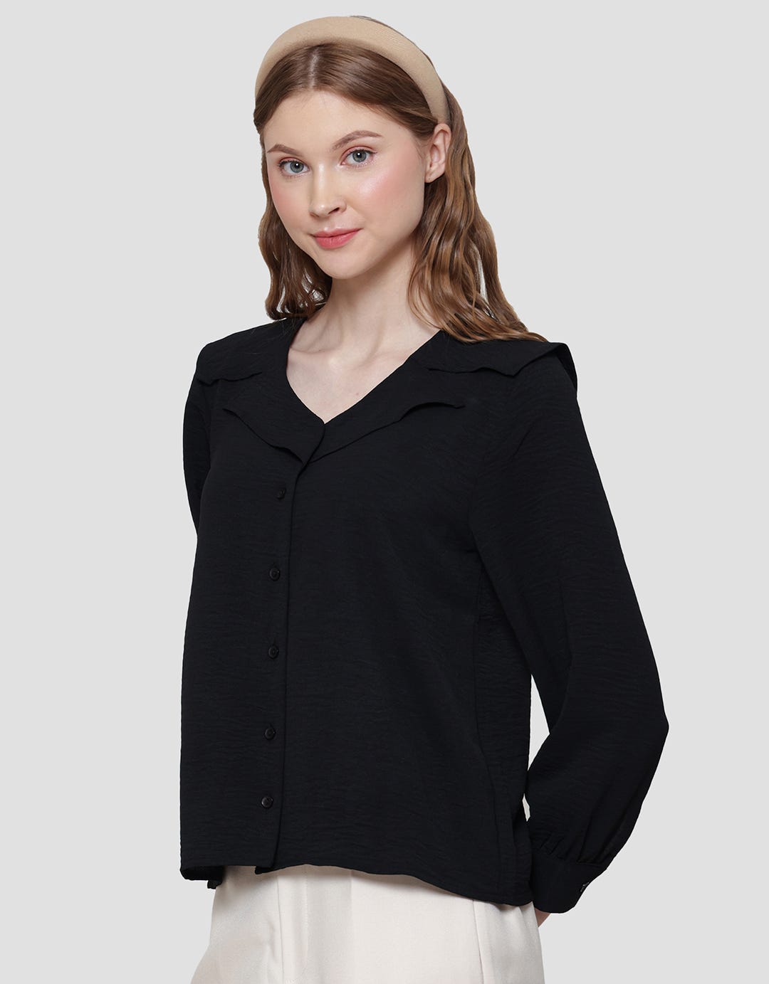Connexion Shiring Collar With Eirflow Kemeja Lengan Panjang Wanita