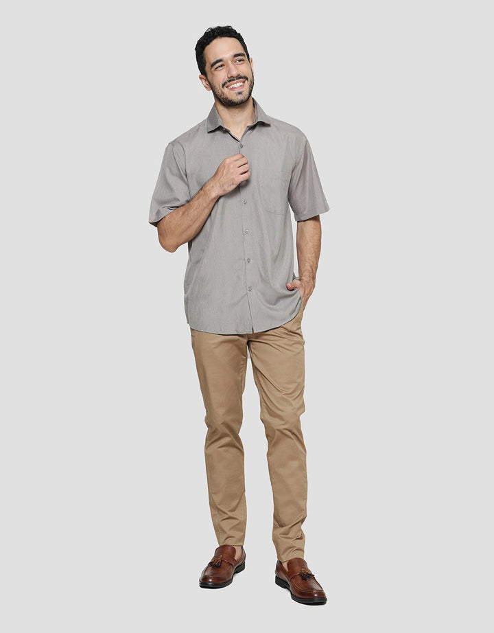Cole Regular Solid Filafil Cvc Men's Short Sleeve Shirt