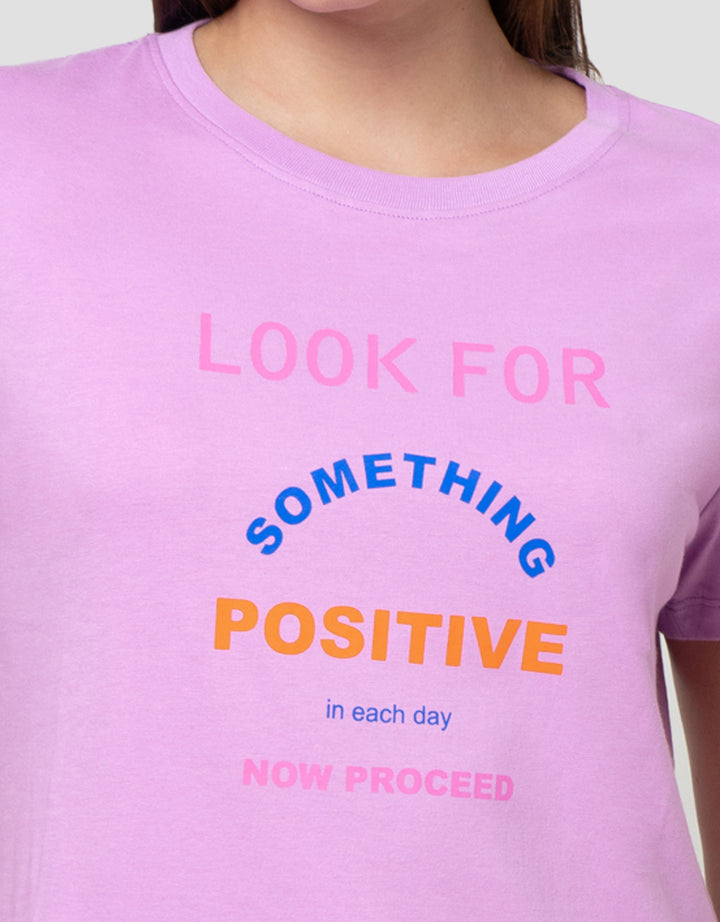 Cardinal Girl Print Look For Kaos Wanita