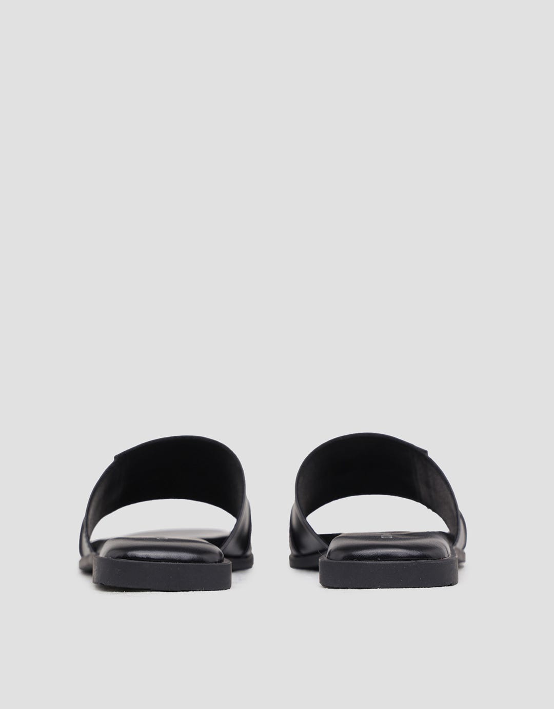 Connexion Sms07 Women's Slipper Sandals