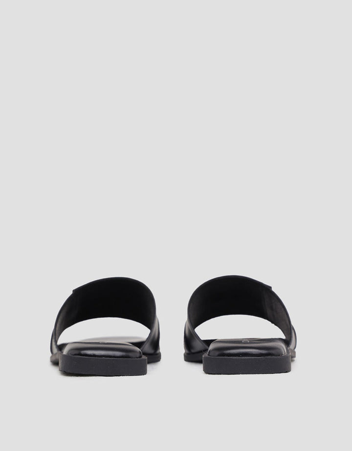 Connexion Sms07 Women's Slipper Sandals