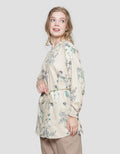 Expand Lifa Blouse Wanita