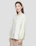 Expand Cici Women's Blouse