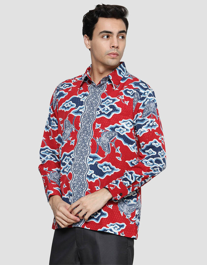 Arjuna Weda Regular Fit Batik Mega Mendung Kupu Kemeja Batik Pria