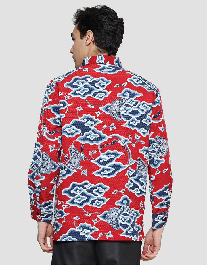 Arjuna Weda Regular Fit Batik Mega Mendung Kupu Kemeja Batik Pria