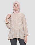Annisa Print Abstract  Ruffle Rneck Blouse Wanita