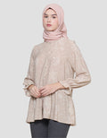 Annisa Print Abstract  Ruffle Rneck Blouse Wanita