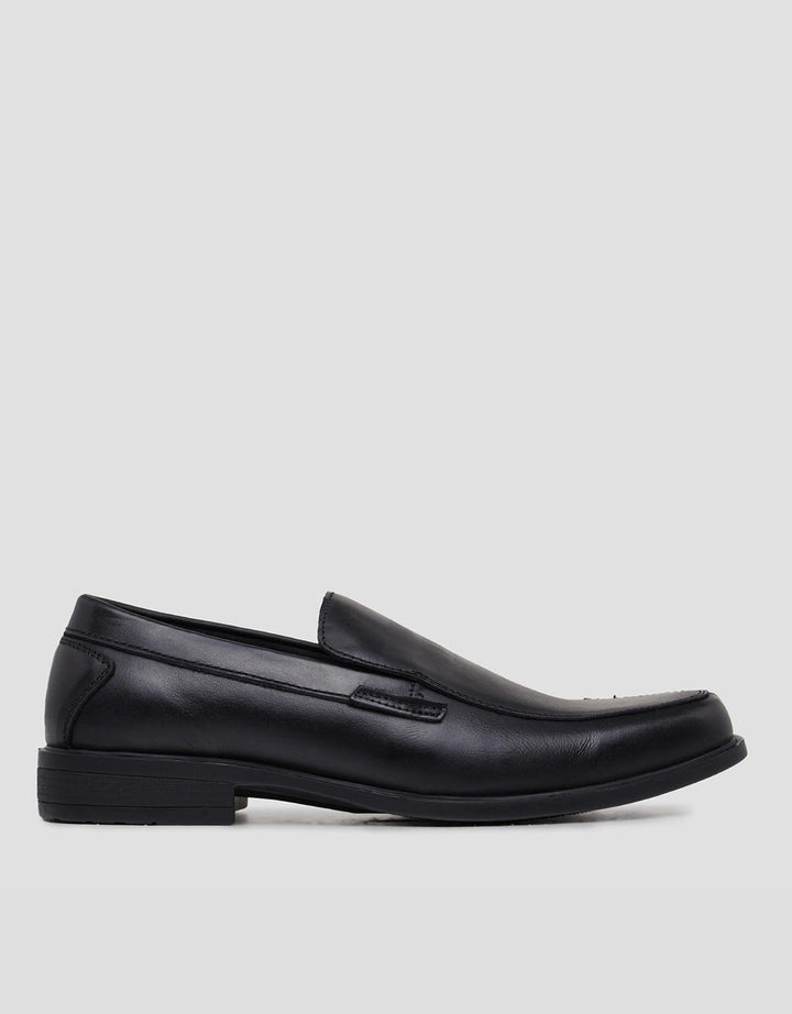Jim Joker Noah Sepatu Pria