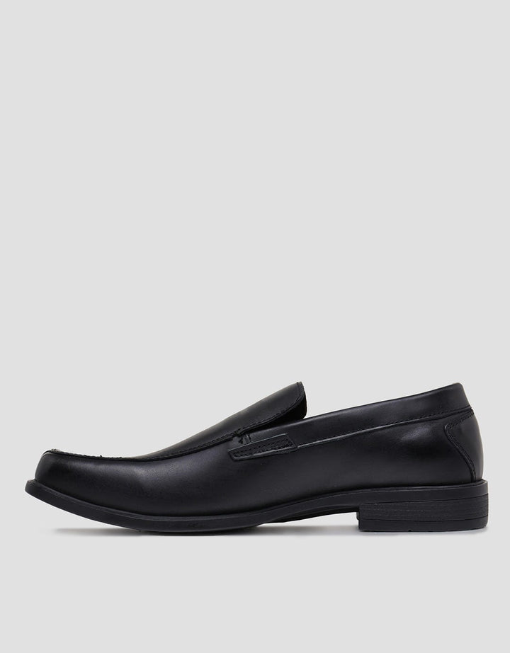 Jim Joker Noah Sepatu Pria