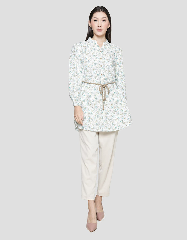 Expand Biyuu Women's Blouse