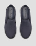 Yongki Komaladi Slip On Sneakers Pria