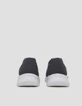 Yongki Komaladi Slip On Sneakers Pria