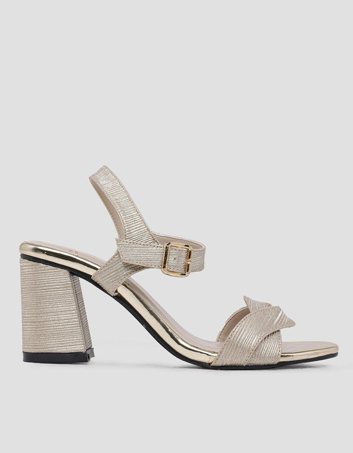 Yongki Komaladi Elegan Sandal Heels Wanita
