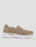 Yongki Komaladi Slip On Sneakers Pria