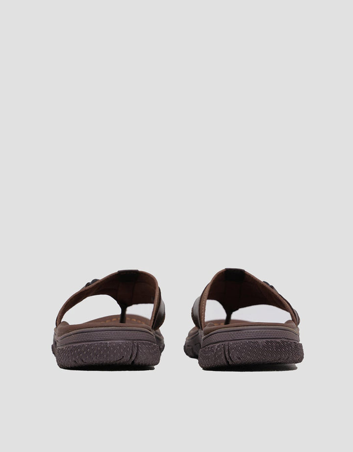Yongki Komaladi Vb436C Y-Strap Sandal Pria