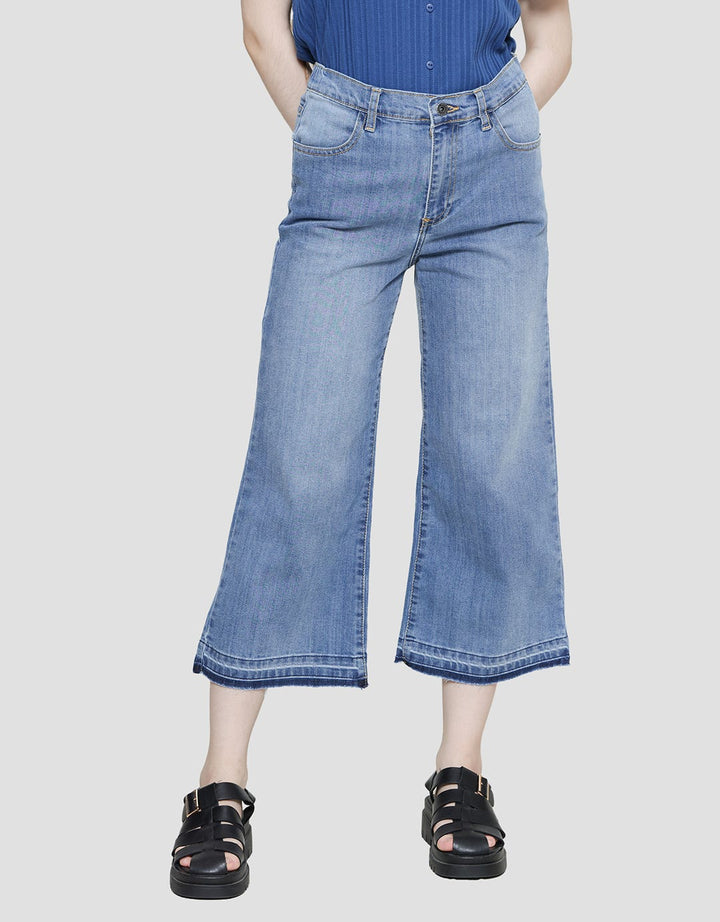 Nevada Denim Unfinished Celana Panjang Cullote Wanita