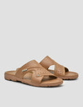 Carvil Distrik Sandal Pria