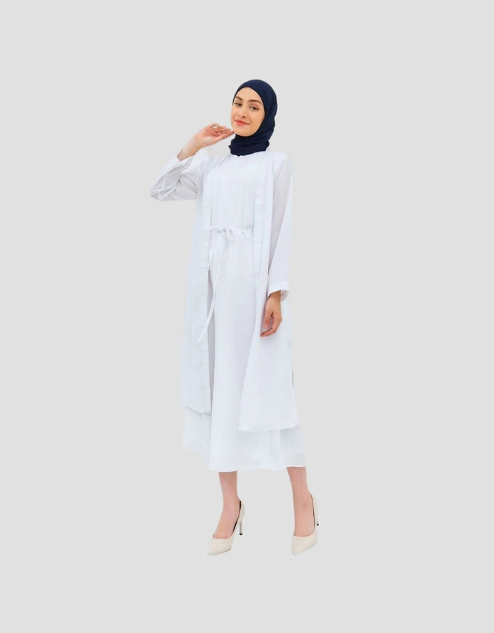 Geela Nesa Aqila Alishba Gaun Wanita