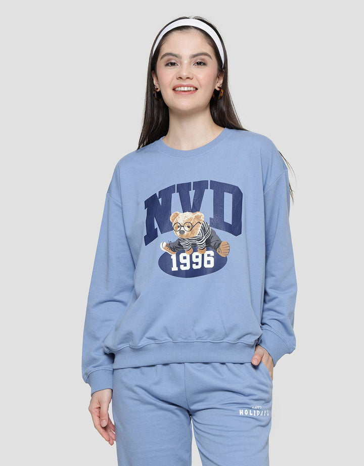 Nevada Bear Solid Sweater Wanita